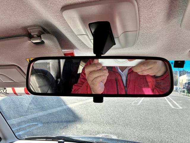 トール カスタムＧ　ナビ　フルセグＴＶ　　ＣＤ　ＤＶＤ　Ｂｌｕｅｔｏｏｔｈ　全周囲カメラ　ＥＴＣ　スマートキー　クルーズコントロール　両側電動スライドドア　純正アルミホイール（40枚目）