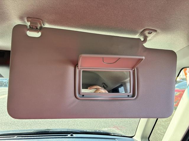 トール カスタムＧ　ナビ　フルセグＴＶ　　ＣＤ　ＤＶＤ　Ｂｌｕｅｔｏｏｔｈ　全周囲カメラ　ＥＴＣ　スマートキー　クルーズコントロール　両側電動スライドドア　純正アルミホイール（42枚目）