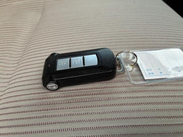 デイズルークス Ｘ　ＳＤナビゲーションシステム　ＣＤ　ＢＬＵＥＴＯＯＴＨ　ワンセグテレビ　助手席側電動スライドドア　レーダーブレーキサポート　アイドリングストップ　バックカメラ　アラウンドビューモニター　スマートキー（43枚目）