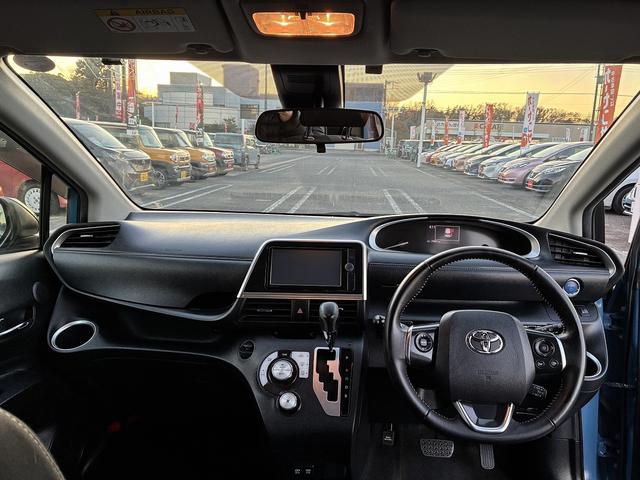 シエンタ ハイブリッドファンベースGセーフティーエディションII レーンアシスト 純正ナビ ワンセグTV CD/DVD Bluetooth バックカメラ ETC クルーズコントロール 電動格納ミラー 両側電動スライドドア オートライト オートハイビーム 三列シート(3枚目)