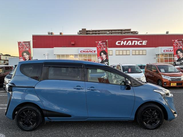 シエンタ ハイブリッドファンベースGセーフティーエディションII レーンアシスト 純正ナビ ワンセグTV CD/DVD Bluetooth バックカメラ ETC クルーズコントロール 電動格納ミラー 両側電動スライドドア オートライト オートハイビーム 三列シート(6枚目)