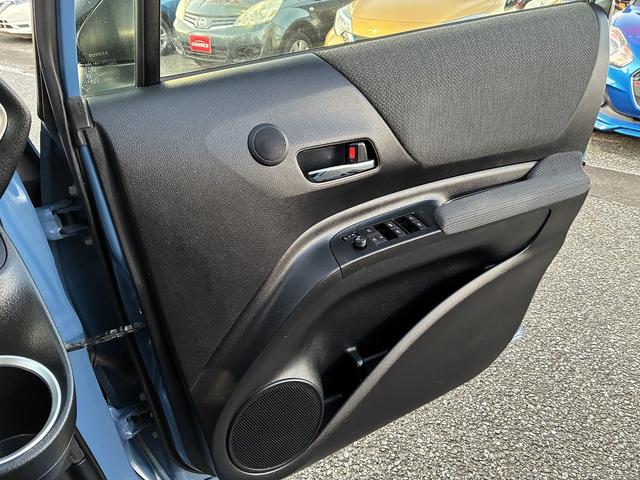 シエンタ ハイブリッドファンベースGセーフティーエディションII レーンアシスト 純正ナビ ワンセグTV CD/DVD Bluetooth バックカメラ ETC クルーズコントロール 電動格納ミラー 両側電動スライドドア オートライト オートハイビーム 三列シート(45枚目)