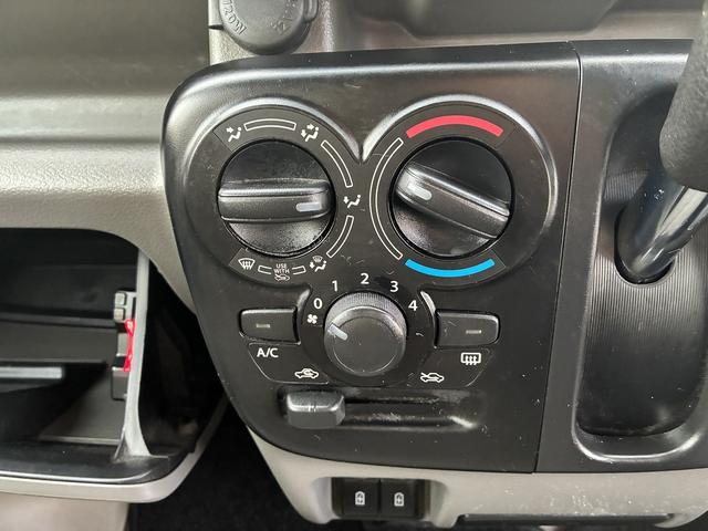 NISSAN NV100CLIPPER VAN GX