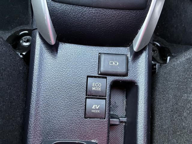 カローラフィールダー ハイブリッド EX SDナビゲーションシステム BLUETOOTH バックカメラ USB スマートキー プッシュスタート ETC 電動格納ドアミラー LEDヘッドライト オートライト オートエアコン Wエアーバック(29枚目)