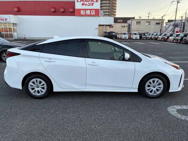 プリウス S SDナビゲーションシステム レーダーブレーキサポート レーンキープアシスト CD DVD バックカメラ スマートキー プッシュスタート ETC クルーズコントロール 電動格納ドアミラー LEDヘッドラ(8枚目)