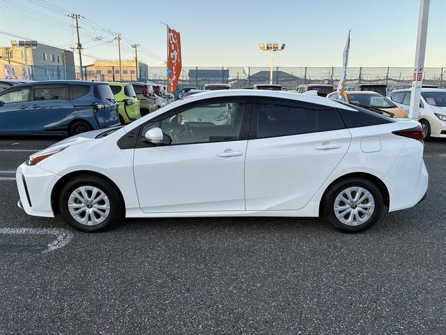 プリウス S SDナビゲーションシステム レーダーブレーキサポート レーンキープアシスト CD DVD バックカメラ スマートキー プッシュスタート ETC クルーズコントロール 電動格納ドアミラー LEDヘッドラ(12枚目)