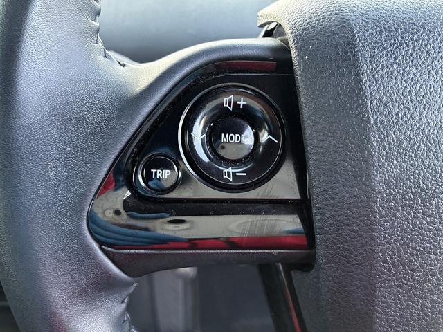 プリウス S SDナビゲーションシステム レーダーブレーキサポート レーンキープアシスト CD DVD バックカメラ スマートキー プッシュスタート ETC クルーズコントロール 電動格納ドアミラー LEDヘッドラ(33枚目)