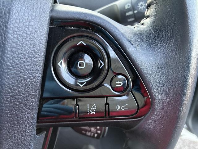 プリウス S SDナビゲーションシステム レーダーブレーキサポート レーンキープアシスト CD DVD バックカメラ スマートキー プッシュスタート ETC クルーズコントロール 電動格納ドアミラー LEDヘッドラ(34枚目)