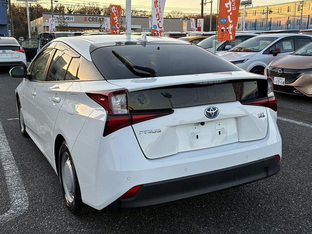 プリウス S SDナビゲーションシステム ワンセグテレビ CD DVD BLUETOOTH USB バックカメラ スマートキー プッシュスタート ETC クルーズコントロール 電動格納ドアミラー LEDヘッドライト(11枚目)