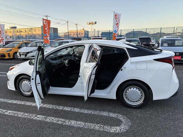 プリウス S SDナビゲーションシステム ワンセグテレビ CD DVD BLUETOOTH USB バックカメラ スマートキー プッシュスタート ETC クルーズコントロール 電動格納ドアミラー LEDヘッドライト(13枚目)