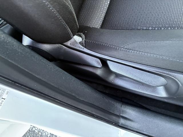 プリウス S SDナビゲーションシステム ワンセグテレビ CD DVD BLUETOOTH USB バックカメラ スマートキー プッシュスタート ETC クルーズコントロール 電動格納ドアミラー LEDヘッドライト(22枚目)