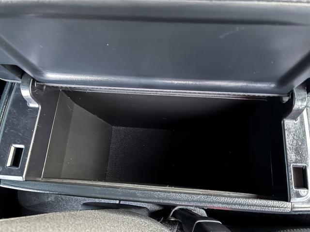 プリウス S SDナビゲーションシステム ワンセグテレビ CD DVD BLUETOOTH USB バックカメラ スマートキー プッシュスタート ETC クルーズコントロール 電動格納ドアミラー LEDヘッドライト(24枚目)