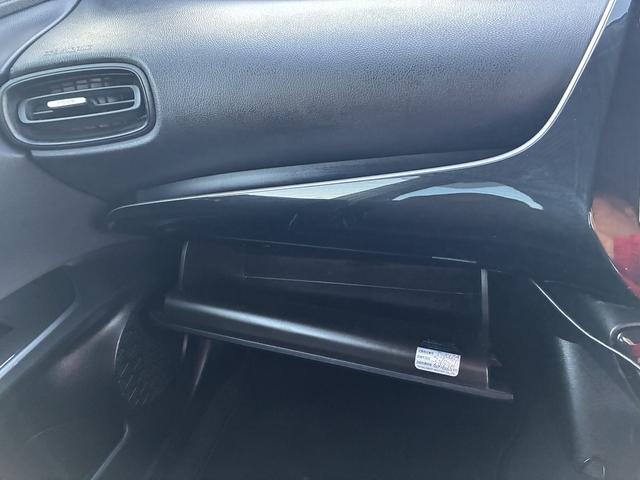 プリウス S SDナビゲーションシステム ワンセグテレビ CD DVD BLUETOOTH USB バックカメラ スマートキー プッシュスタート ETC クルーズコントロール 電動格納ドアミラー LEDヘッドライト(27枚目)