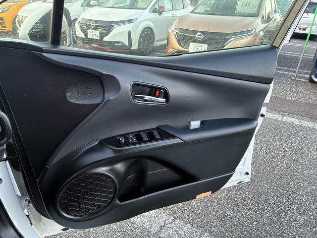 プリウス S SDナビゲーションシステム ワンセグテレビ CD DVD BLUETOOTH USB バックカメラ スマートキー プッシュスタート ETC クルーズコントロール 電動格納ドアミラー LEDヘッドライト(43枚目)