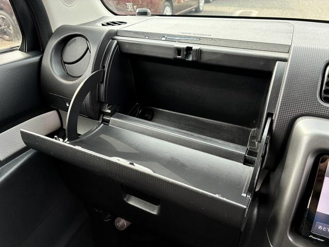 ピクシススペース カスタム　Ｇ　ＳＤナビ　ワンセグＴＶ　ＣＤ／ＤＶＤ　バックカメラ　オートエアコン　ＨＩＤ　電動格納ミラー　ＥＴＣ　アイドリングストップ　ドライブレコーダー　フルフラット　スマートキー　衝突安全ボディ　盗難防止（27枚目）