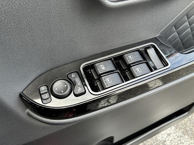 タント カスタムＸスタイルセレクション　Ｗ／サイドエアバック　衝突軽減　フロアマット　スマートキー　プッシュスタート　コーナーセンサー　シートヒーター　両側電動スライドドア　ＬＥＤヘッドライト　オートライト　純正アルミホイール１４インチ（41枚目）