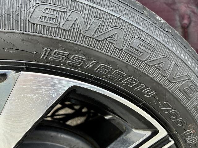 タント カスタムＸスタイルセレクション　Ｗ／サイドエアバック　衝突軽減　フロアマット　スマートキー　プッシュスタート　コーナーセンサー　シートヒーター　両側電動スライドドア　ＬＥＤヘッドライト　オートライト　純正アルミホイール１４インチ（49枚目）