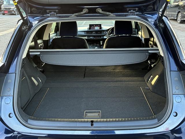 ＣＴ ＣＴ２００ｈ　バージョンＣ　メモリーナビ　フルセグＴＶ　ＣＤ／ＤＶＤ　Ｂｌｕｅｔｏｏｔｈ　バックカメラ　クルーズコントロール　シートヒーター　電動格納ミラー　オートライト　パワーシート　純正アルミホイール１７インチ　スマートキー（18枚目）