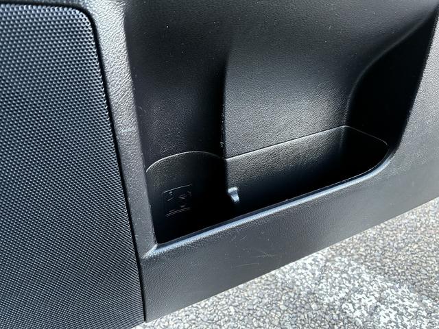 ＣＴ ＣＴ２００ｈ　バージョンＣ　メモリーナビ　フルセグＴＶ　ＣＤ／ＤＶＤ　Ｂｌｕｅｔｏｏｔｈ　バックカメラ　クルーズコントロール　シートヒーター　電動格納ミラー　オートライト　パワーシート　純正アルミホイール１７インチ　スマートキー（28枚目）