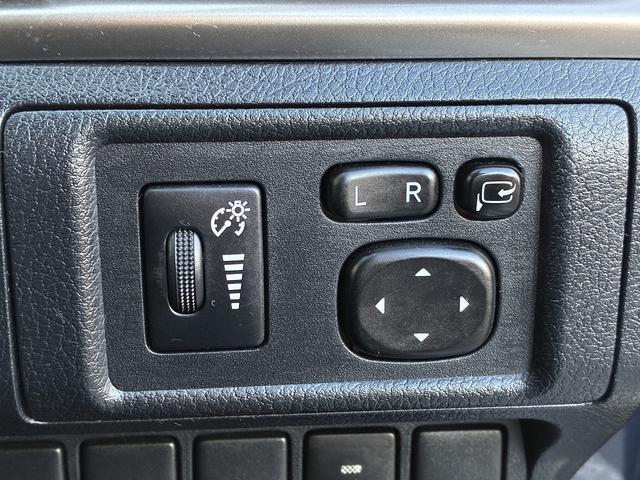 ＣＴ ＣＴ２００ｈ　バージョンＣ　メモリーナビ　フルセグＴＶ　ＣＤ／ＤＶＤ　Ｂｌｕｅｔｏｏｔｈ　バックカメラ　クルーズコントロール　シートヒーター　電動格納ミラー　オートライト　パワーシート　純正アルミホイール１７インチ　スマートキー（44枚目）