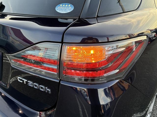 ＣＴ ＣＴ２００ｈ　バージョンＣ　メモリーナビ　フルセグＴＶ　ＣＤ／ＤＶＤ　Ｂｌｕｅｔｏｏｔｈ　バックカメラ　クルーズコントロール　シートヒーター　電動格納ミラー　オートライト　パワーシート　純正アルミホイール１７インチ　スマートキー（57枚目）