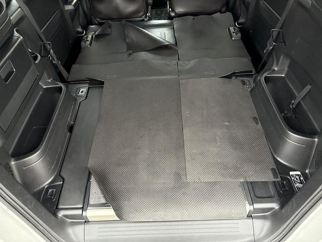 ���C�Ŗ��邢�X�^�b�t�����J�ɑΉ����܂��B�Ƃɂ����X�^�b�t�����邢�I�I�ƂĂ������̂��q�l����A���J�߂̂����t�A�ڂ��₷���ł̍��]���𒸂��Ă��܂��B���ꂩ������X�A�w�͂��Ă����܂��B