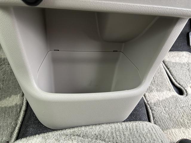 パッソ Ｘ　ＬパッケージＳ　ＳＤナビゲーションシステム　バックカメラ　ステアリングスイッチ　プッシュスタート　コーナーセンサー　オートマチックハイビーム　アイドリングストップ　レーダーブレーキサポート　オートエアコン　電動格納ミ（45枚目）