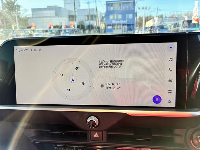 クラウンクロスオーバー Gアドバンスド・レザーパッケージ ディスプレイオーディオ フルセグテレビ BLUETOOTH USB バックカメラ サイドカメラ スマートキー シートクーラー シートヒーター クルーズコントロール 電動格納ドアミラー LEDヘッドライ(4枚目)