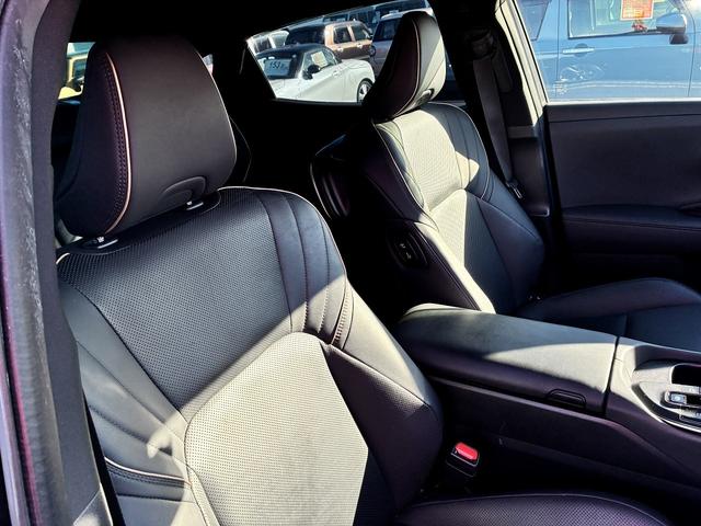 クラウンクロスオーバー Gアドバンスド・レザーパッケージ ディスプレイオーディオ フルセグテレビ BLUETOOTH USB バックカメラ サイドカメラ スマートキー シートクーラー シートヒーター クルーズコントロール 電動格納ドアミラー LEDヘッドライ(20枚目)