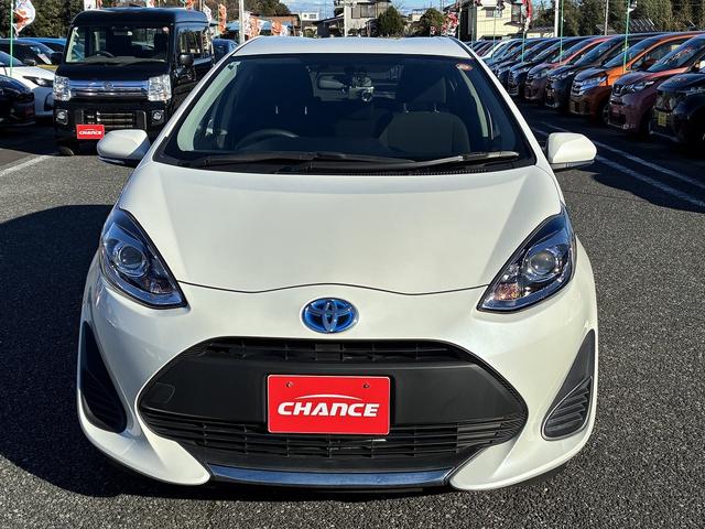 アクア Ｓ　メモリーナビ　フルセグＴＶ　ＣＤ　スマートキープッシュスタート　ＥＴＣ　電格ミラー　ＬＥＤヘッドライト　オートライト　ステアリングリモコン　オートエアコン　Ｂｌｕｅｔｏｏｔｈ接続（6枚目）