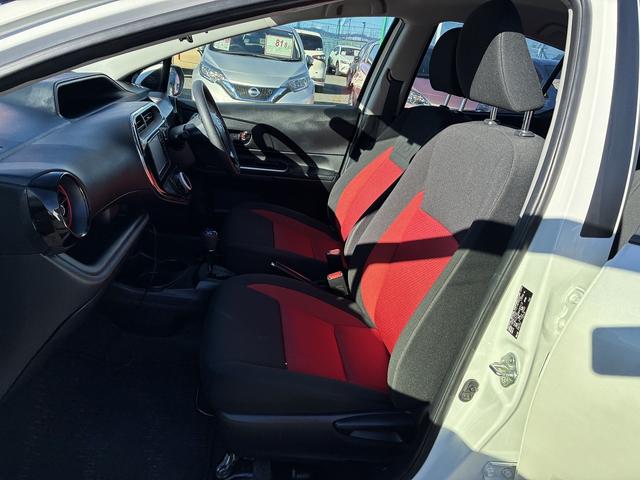 アクア Ｓ　メモリーナビ　フルセグＴＶ　ＣＤ　スマートキープッシュスタート　ＥＴＣ　電格ミラー　ＬＥＤヘッドライト　オートライト　ステアリングリモコン　オートエアコン　Ｂｌｕｅｔｏｏｔｈ接続（14枚目）