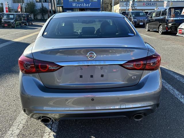 スカイライン ＧＴ　タイプＰ　ＳＤナビゲーションシステム　フルセグテレビ　ＣＤ　ＵＳＢ　スマートキー　プッシュスタート　ＥＴＣ　クルーズコントロール　前席シートヒーター　運転席パワーシート　電動格納ドアミラー　ＬＥＤヘッドライト（10枚目）