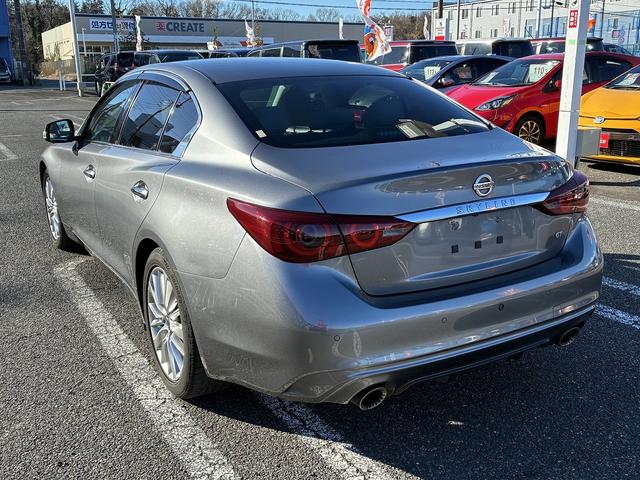 スカイライン ＧＴ　タイプＰ　ＳＤナビゲーションシステム　フルセグテレビ　ＣＤ　ＵＳＢ　スマートキー　プッシュスタート　ＥＴＣ　クルーズコントロール　前席シートヒーター　運転席パワーシート　電動格納ドアミラー　ＬＥＤヘッドライト（11枚目）