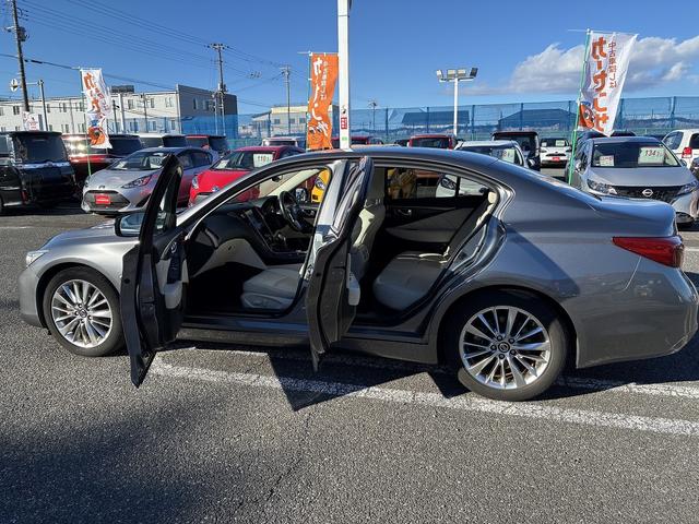 スカイライン ＧＴ　タイプＰ　ＳＤナビゲーションシステム　フルセグテレビ　ＣＤ　ＵＳＢ　スマートキー　プッシュスタート　ＥＴＣ　クルーズコントロール　前席シートヒーター　運転席パワーシート　電動格納ドアミラー　ＬＥＤヘッドライト（13枚目）