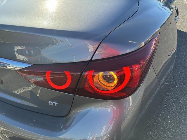 スカイライン ＧＴ　タイプＰ　ＳＤナビゲーションシステム　フルセグテレビ　ＣＤ　ＵＳＢ　スマートキー　プッシュスタート　ＥＴＣ　クルーズコントロール　前席シートヒーター　運転席パワーシート　電動格納ドアミラー　ＬＥＤヘッドライト（53枚目）