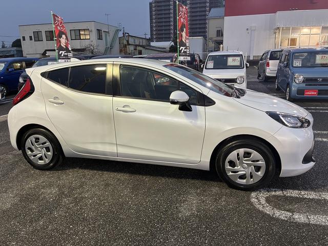 アクア Ｘ　メモリーナビ　衝突軽減　レーンキープアシスト　Ｂｌｕｅｔｏｏｔｈ接続　全周囲カメラ　スマートキープッシュスタート　ＥＴＣ　クルーズコントロール　電格ミラー　ＬＥＤヘッドライト　オートライト（8枚目）