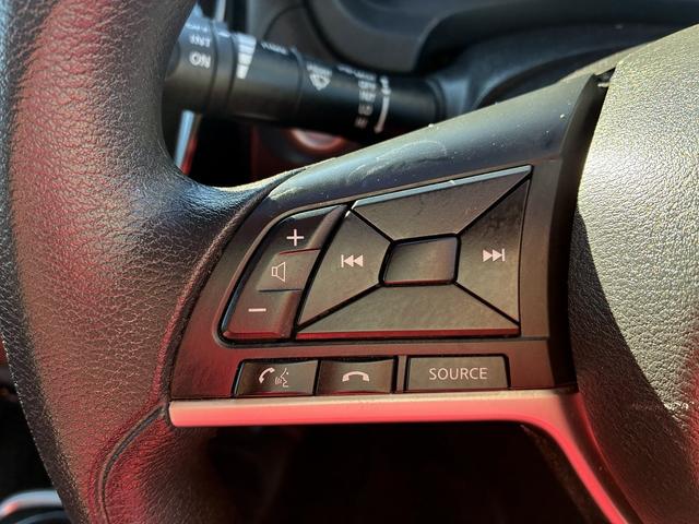 ノート ｅ－パワー　Ｘ　ＳＤナビゲーションシステム　フルセグテレビ　ＣＤ　ＤＶＤ　ＢＬＵＥＴＯＯＴＨ　バックカメラ　アラウンドビューモニター　デジタルインナーミラー　スマートキー　プッシュスタート　コーナーセンサー　電格ミラ（34枚目）