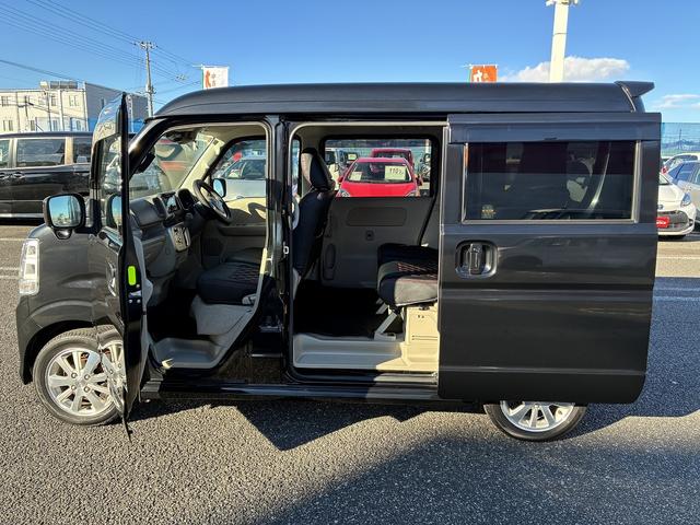 スクラムワゴン ＰＺターボ　ＣＤオーディオ　レーダーブレーキサポート　レーンキープアシスト　スマートキー　プッシュスタート　ＥＴＣ　コーナーセンサー　助手席側電動スライドドア　ＨＩＤヘッドライト　フォグランプ　オートライト（13枚目）