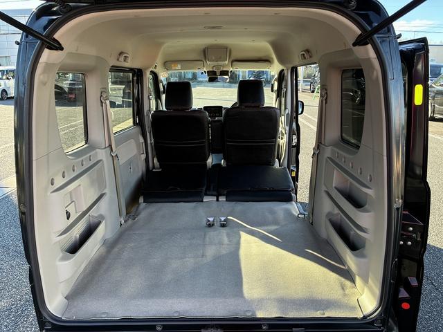 スクラムワゴン ＰＺターボ　ＣＤオーディオ　レーダーブレーキサポート　レーンキープアシスト　スマートキー　プッシュスタート　ＥＴＣ　コーナーセンサー　助手席側電動スライドドア　ＨＩＤヘッドライト　フォグランプ　オートライト（18枚目）