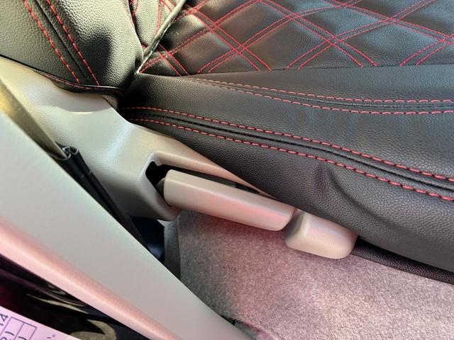 スクラムワゴン ＰＺターボ　ＣＤオーディオ　レーダーブレーキサポート　レーンキープアシスト　スマートキー　プッシュスタート　ＥＴＣ　コーナーセンサー　助手席側電動スライドドア　ＨＩＤヘッドライト　フォグランプ　オートライト（24枚目）