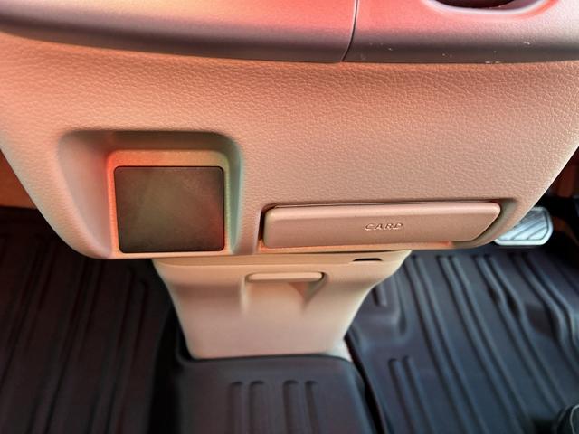 スクラムワゴン ＰＺターボ　ＣＤオーディオ　レーダーブレーキサポート　レーンキープアシスト　スマートキー　プッシュスタート　ＥＴＣ　コーナーセンサー　助手席側電動スライドドア　ＨＩＤヘッドライト　フォグランプ　オートライト（38枚目）