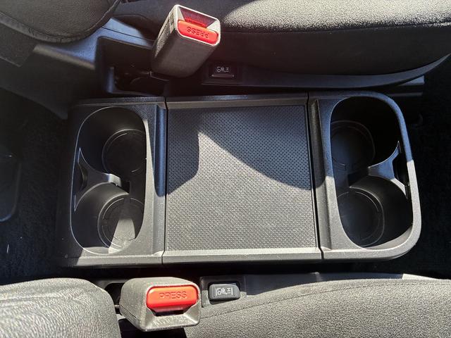 デリカＤ：５ Ｇ　パワーパッケージ　ＳＤナビゲーションシステム　ワンセグテレビ　ＣＤ　ＢＬＵＥＴＯＯＴＨ　バックカメラ　スマートキー　プッシュスタート　クルーズコントロール　前席シートヒーター　電動格納ドアミラー　両側電動スライドドア（25枚目）