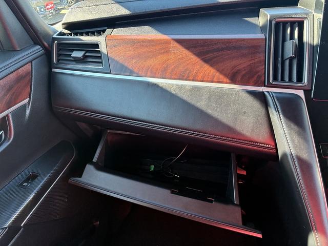 デリカＤ：５ Ｇ　パワーパッケージ　ＳＤナビゲーションシステム　ワンセグテレビ　ＣＤ　ＢＬＵＥＴＯＯＴＨ　バックカメラ　スマートキー　プッシュスタート　クルーズコントロール　前席シートヒーター　電動格納ドアミラー　両側電動スライドドア（31枚目）