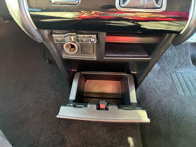 デリカＤ：５ Ｇ　パワーパッケージ　ＳＤナビゲーションシステム　ワンセグテレビ　ＣＤ　ＢＬＵＥＴＯＯＴＨ　バックカメラ　スマートキー　プッシュスタート　クルーズコントロール　前席シートヒーター　電動格納ドアミラー　両側電動スライドドア（39枚目）