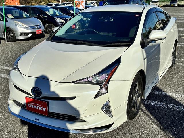 プリウス Ｓセーフティプラス　ＳＤナビゲーションシステム　フルセグテレビ　ＣＤ　ＢＬＵＥＴＯＯＴＨ　バックカメラ　スマートキー　プッシュスタート　ＥＴＣ２．０　クルーズコントロール　電動格納ドアミラー　ＬＥＤヘッドライト　アルミ（5枚目）