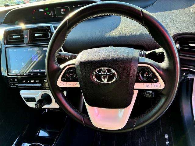 プリウス Ｓセーフティプラス　ＳＤナビゲーションシステム　フルセグテレビ　ＣＤ　ＢＬＵＥＴＯＯＴＨ　バックカメラ　スマートキー　プッシュスタート　ＥＴＣ２．０　クルーズコントロール　電動格納ドアミラー　ＬＥＤヘッドライト　アルミ（29枚目）