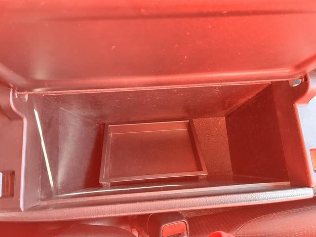 プリウス Ｓセーフティプラス　ＳＤナビゲーションシステム　フルセグテレビ　ＣＤ　ＢＬＵＥＴＯＯＴＨ　バックカメラ　スマートキー　プッシュスタート　ＥＴＣ２．０　クルーズコントロール　電動格納ドアミラー　ＬＥＤヘッドライト　アルミ（46枚目）