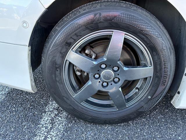 プリウス Ｓセーフティプラス　ＳＤナビゲーションシステム　フルセグテレビ　ＣＤ　ＢＬＵＥＴＯＯＴＨ　バックカメラ　スマートキー　プッシュスタート　ＥＴＣ２．０　クルーズコントロール　電動格納ドアミラー　ＬＥＤヘッドライト　アルミ（54枚目）