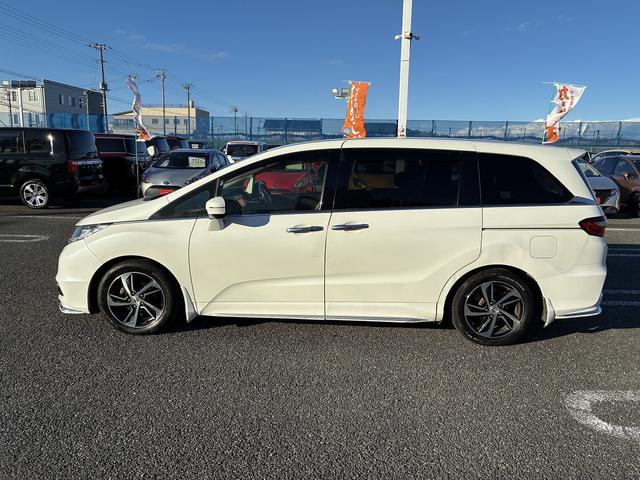 オデッセイ アブソルート・Ｘホンダセンシングアドバンスドパッケジ　ＳＤナビゲーションシステム　フルセグテレビ　ＣＤ　ＢＬＵＥＴＯＯＴＨ　バックカメラ　フロントカメラ　アイドリングストップ　スマートキー　プッシュスタート　ＥＴＣ　ＬＥＤヘッドライト　フォグランプ（12枚目）