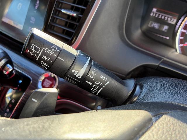 オデッセイ アブソルート・Ｘホンダセンシングアドバンスドパッケジ　ＳＤナビゲーションシステム　フルセグテレビ　ＣＤ　ＢＬＵＥＴＯＯＴＨ　バックカメラ　フロントカメラ　アイドリングストップ　スマートキー　プッシュスタート　ＥＴＣ　ＬＥＤヘッドライト　フォグランプ（35枚目）